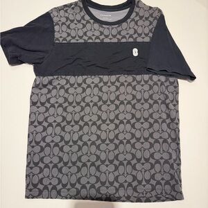 Coach Men's Short-Sleeve Signature Logo Tee in Black and Gray